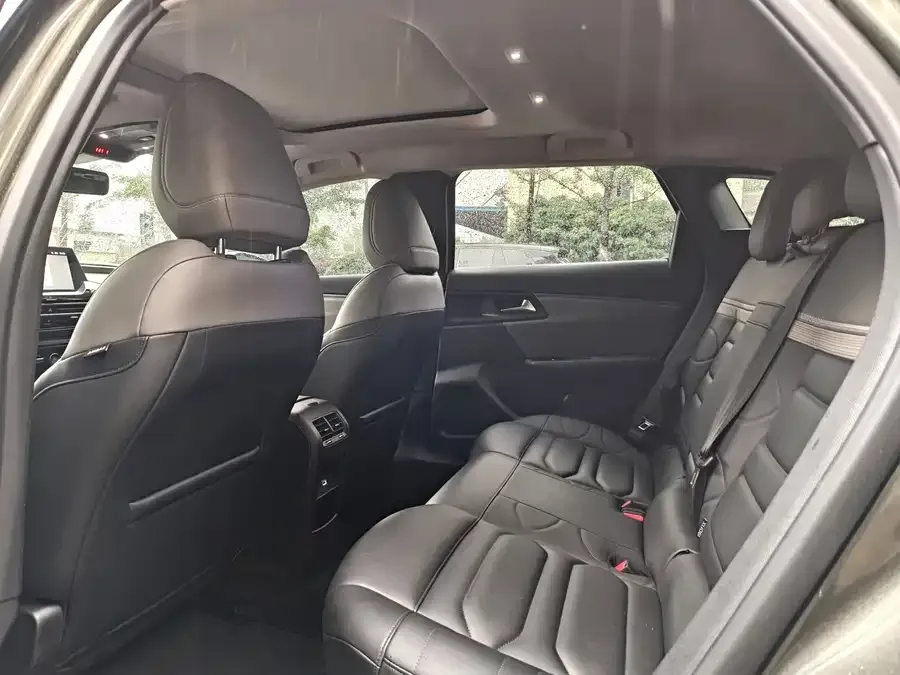 Citroen Versailles C5 X Versailles C5 2022 — миниатюра 2