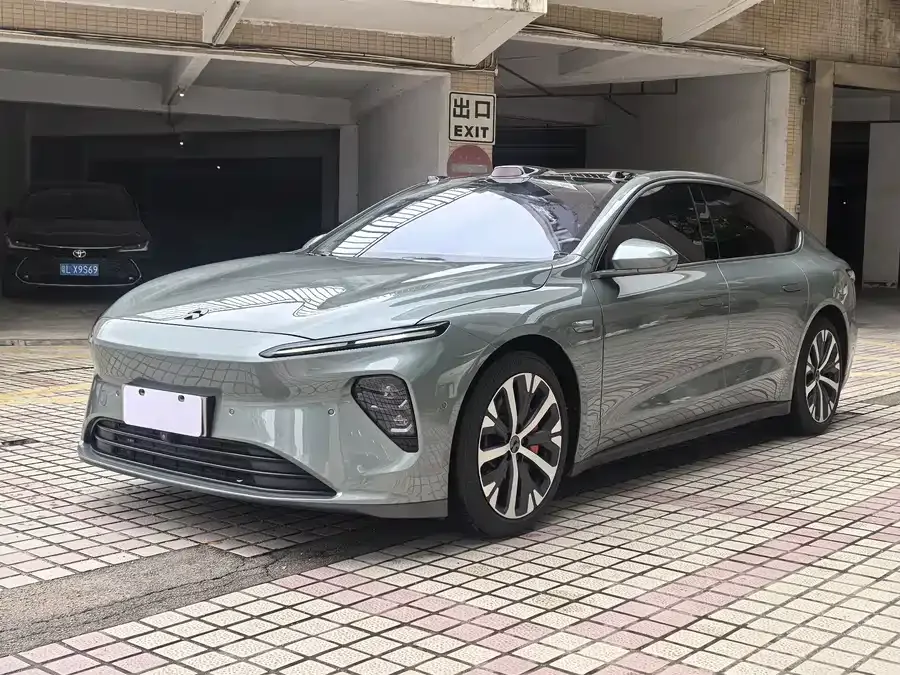 NIO ET7 2023