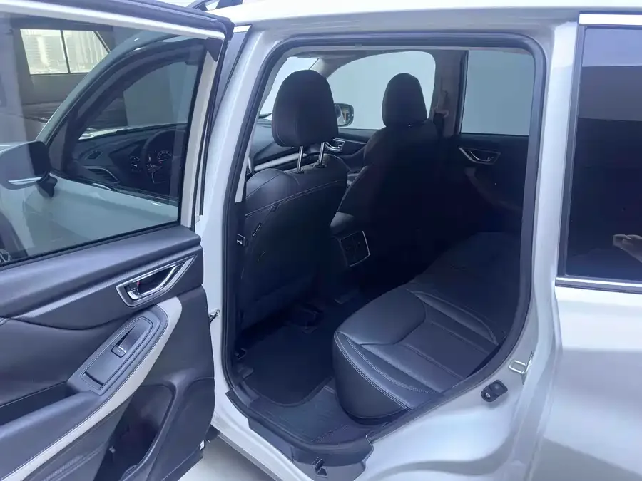 Subaru Forester Forester 2022 2.0i AWD Luxury Edition EyeSight 2023 — миниатюра 3