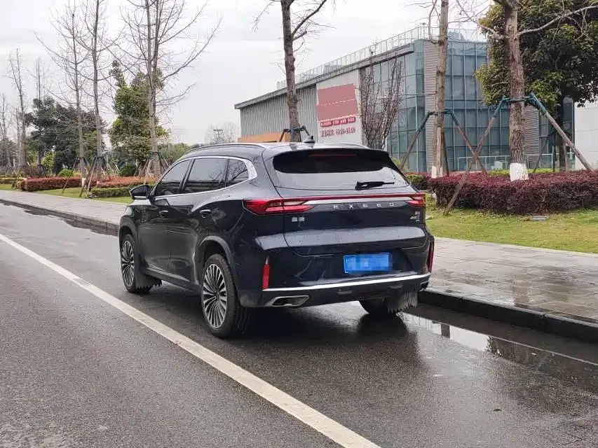 Exeed TXL Xingtu Lingyun 2025 400T 4WD Star Edition 2024 — миниатюра 3