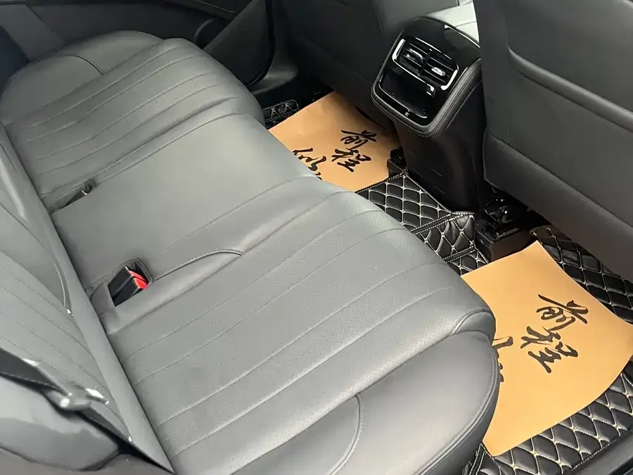 Exeed TXL Xingtu Lingyun 2025 400T 4WD Star Edition 2024 — миниатюра 5