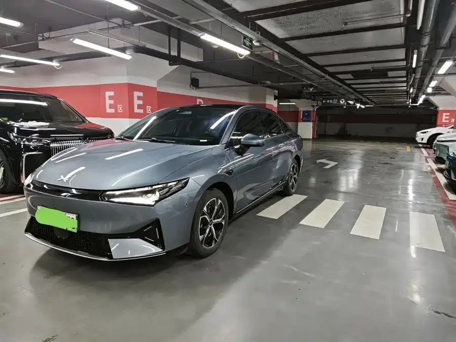 XPeng P5 Xpeng P5 2021 model 550P 2022 — фото 1, купить с доставкой в Москву