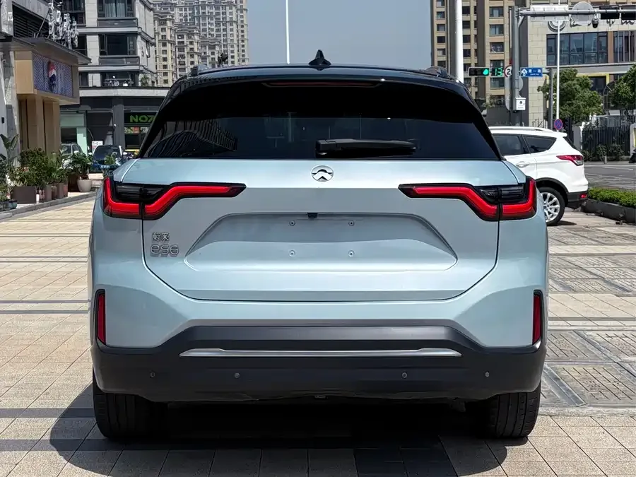 NIO ES6 NIO ES6 2020 600KM Sports Edition 2022 — миниатюра 5