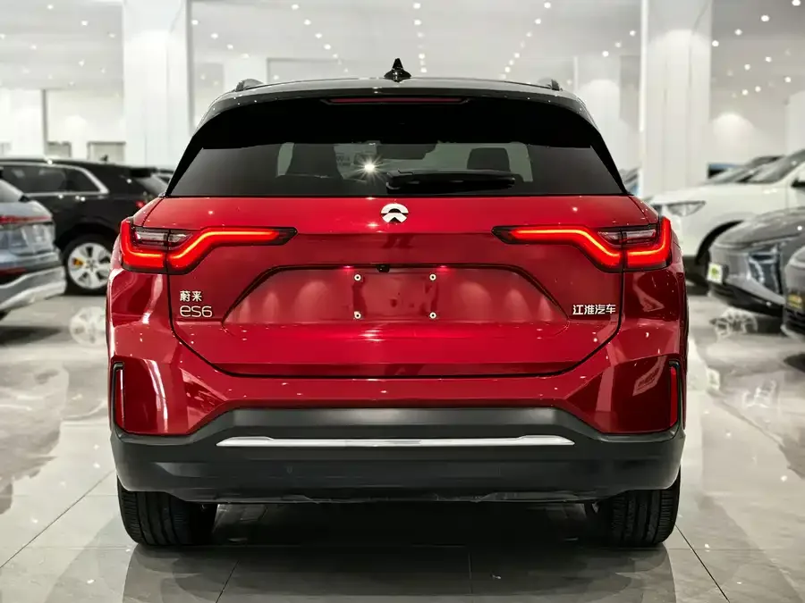 NIO ES6 NIO ES6 2020 455KM Sports Edition 2022 — миниатюра 2