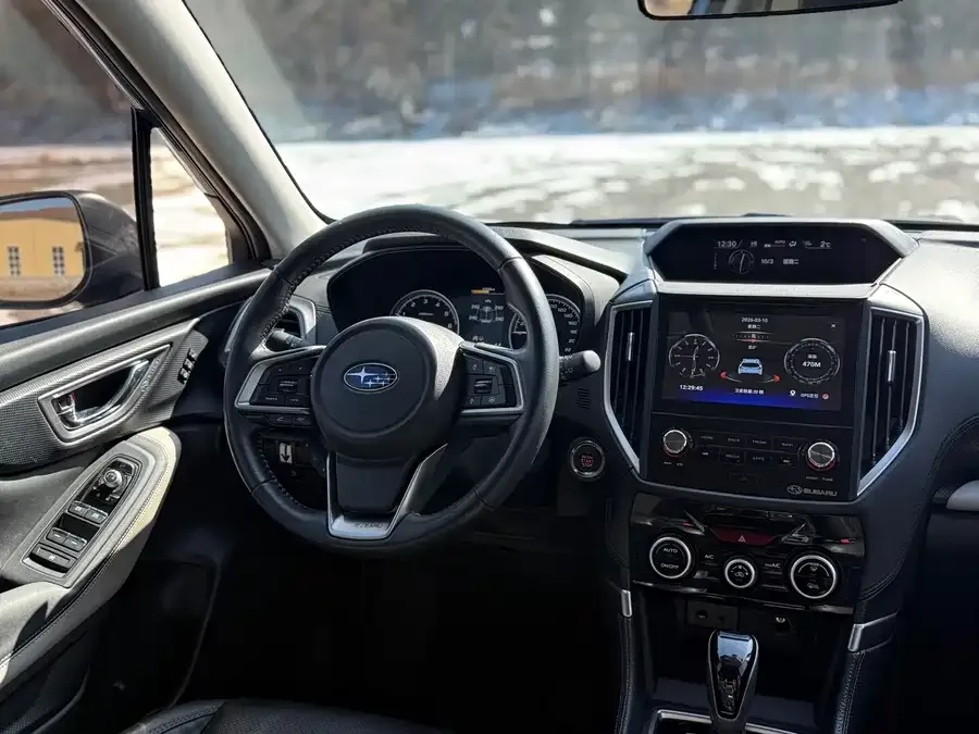 Subaru Forester 2022 Forester 2.0i AWD Luxury Edition 2023 — миниатюра 5