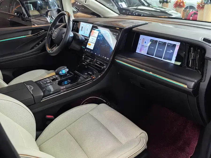 GAC Trumpchi E9 Trumpchi E9 2023 E9 MAX 2023 — миниатюра 2