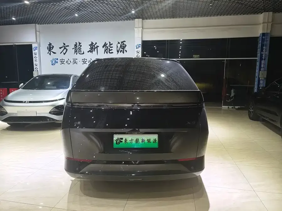 XPeng XPeng X9 XPeng X9 2025 model, pure electric, 740km ultra-long range (Max). 2025 — миниатюра 2