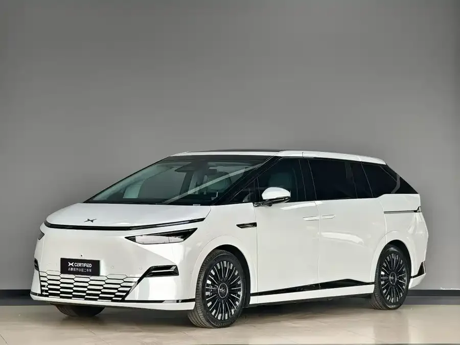 XPeng XPeng X9 2025