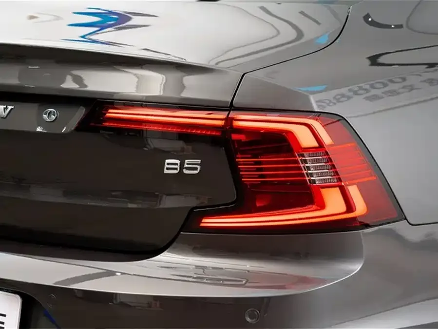 Volvo S90 2025 B5 Zhiyi Luxury Edition 2025 — миниатюра 3
