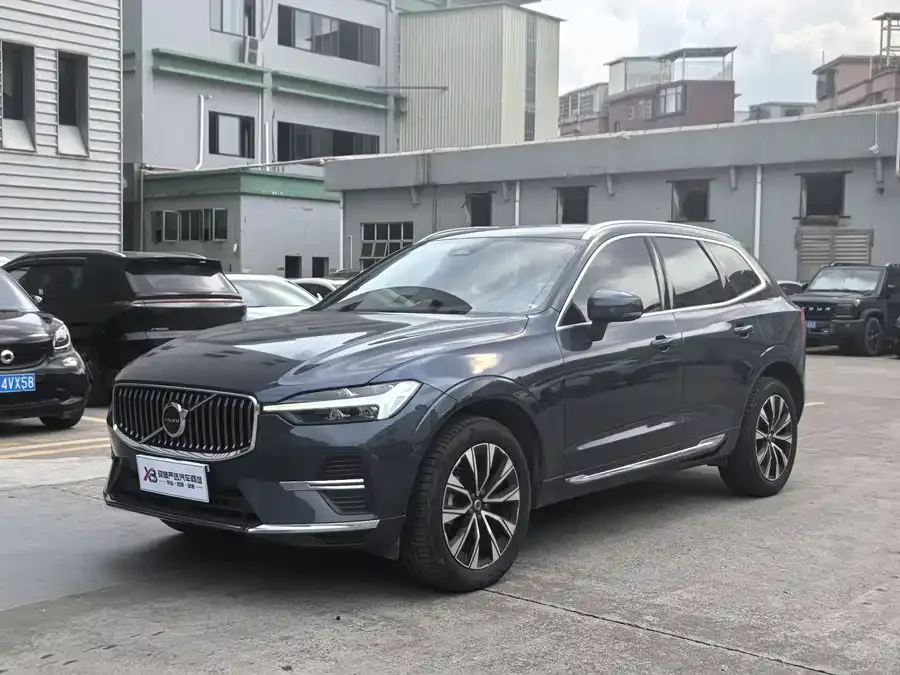 Volvo XC60 2022