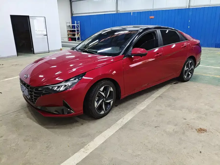 Hyundai Elantra 2023