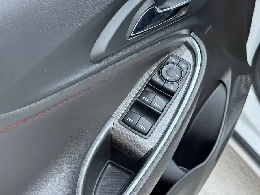 Chevrolet Malibu Xl Malibu XL 2021 Redline 550T automatic sharp version 2022 — миниатюра 5