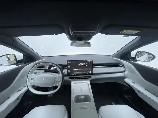 XPeng G6 Xpeng G6 2025 Model 625 Long Range Max Technology Edition 2026 — миниатюра 3