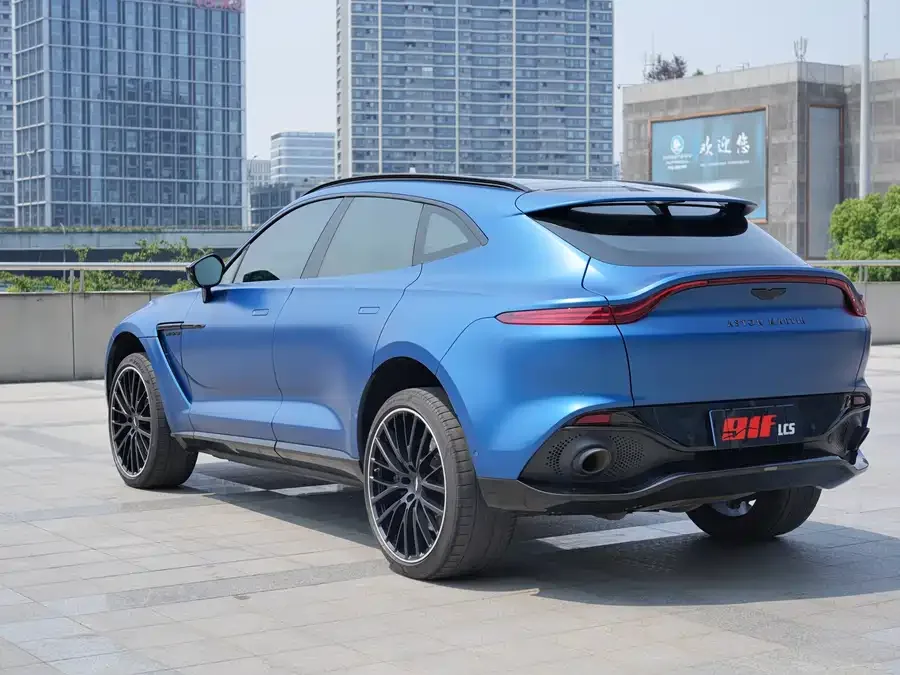 Aston Martin DBX 2022 3.0T STRAIGHT-SIX 2022 — миниатюра 3
