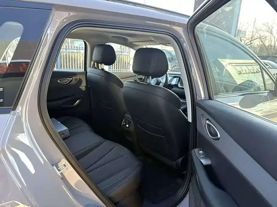 BYD Sea Lion 05 EV Sea Lion 05 EV 2025 520KM Intelligent Navigation Edition 2025 — миниатюра 2