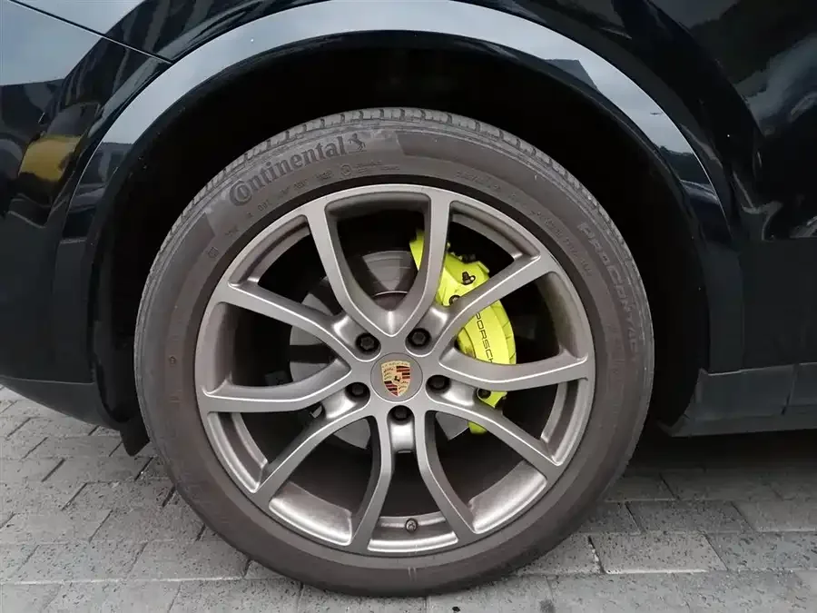 Porsche Cayenne New Energy Cayenne New Energy 2023 Cayenne E-Hybrid 2.0T 2023 — миниатюра 3