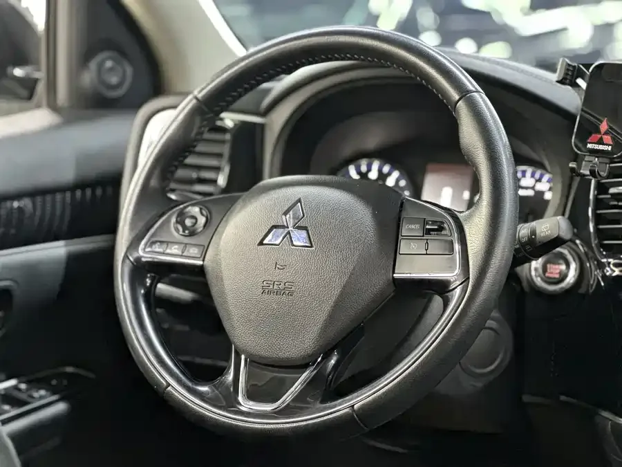 Mitsubishi Outlander Outlander 2021 2.0L 2WD Enjoy Edition 5 Seaters 2022 — миниатюра 5