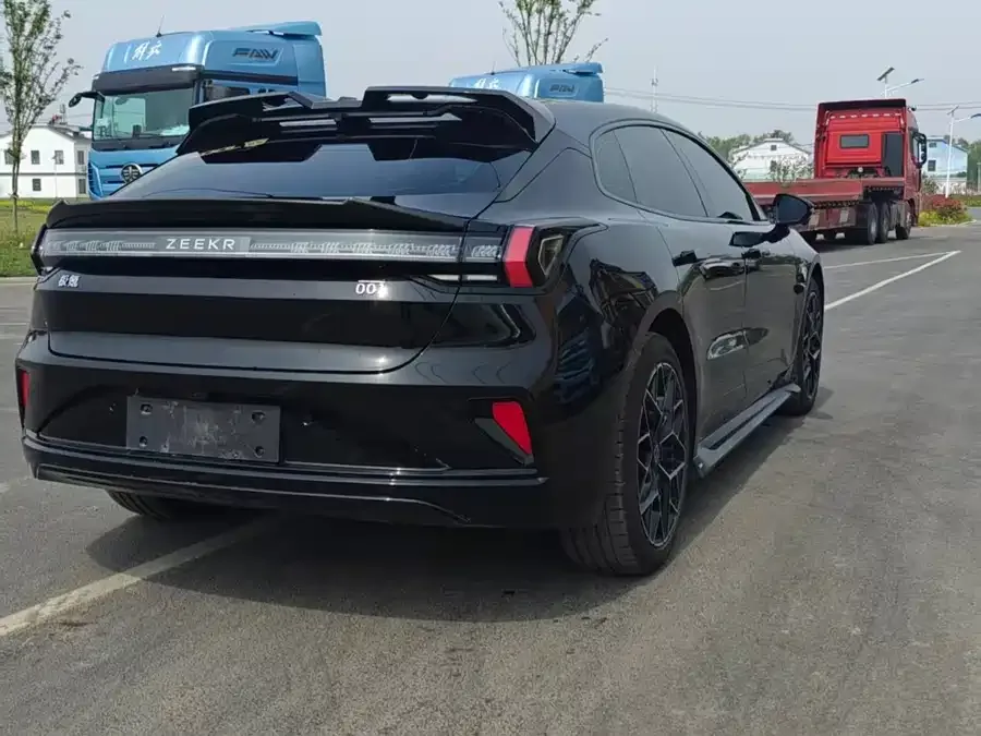 Zeekr 001 Zeekr 001 2024 ME version 100kWh 4WD 2024 — миниатюра 3