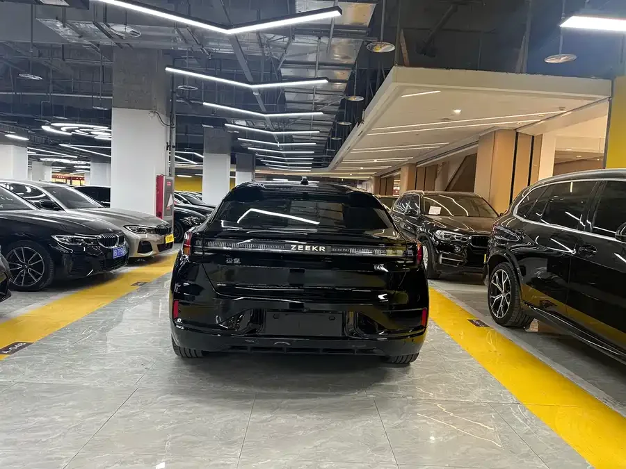 Zeekr 001 Zeekr 001 2022 Ultra-Long-Range Single-Motor WE Edition 2022 — миниатюра 4