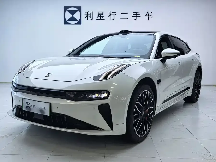 Zeekr 001 2025