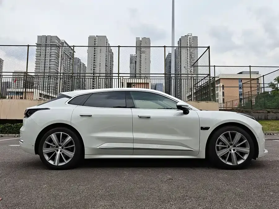 Zeekr 001 Zeekr 001 2022 Ultra-Long-Range Single-Motor WE Edition 2022 — миниатюра 4
