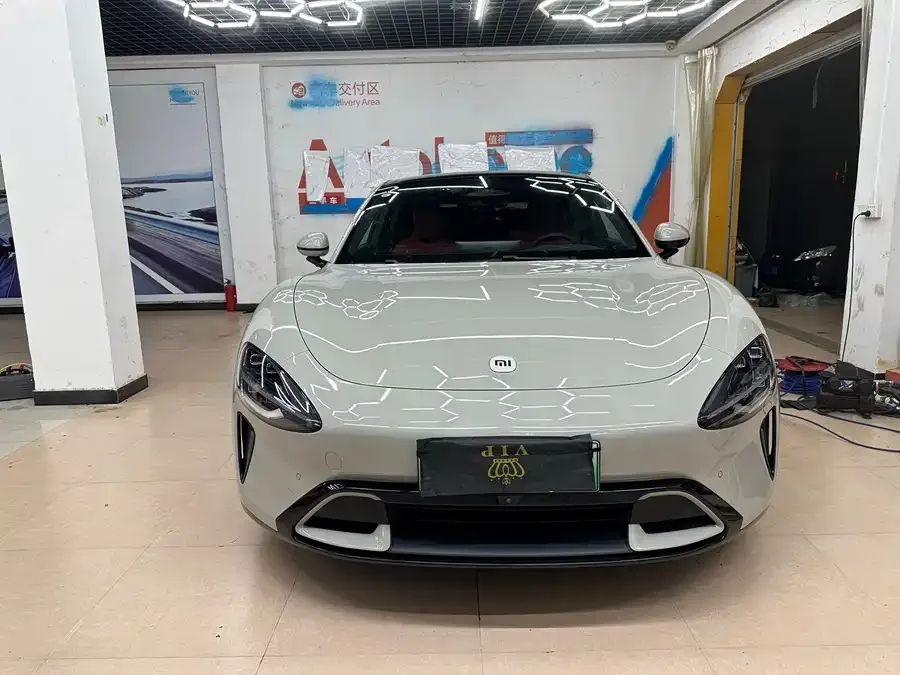 Xiaomi SU7 2024