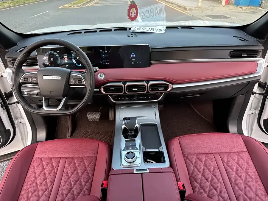 Jetour X70 Plus JETOUR X70 PLUS 2024 Champion Edition 1.5T DCT Champion PRO 7 Seaters 2024 — миниатюра 3