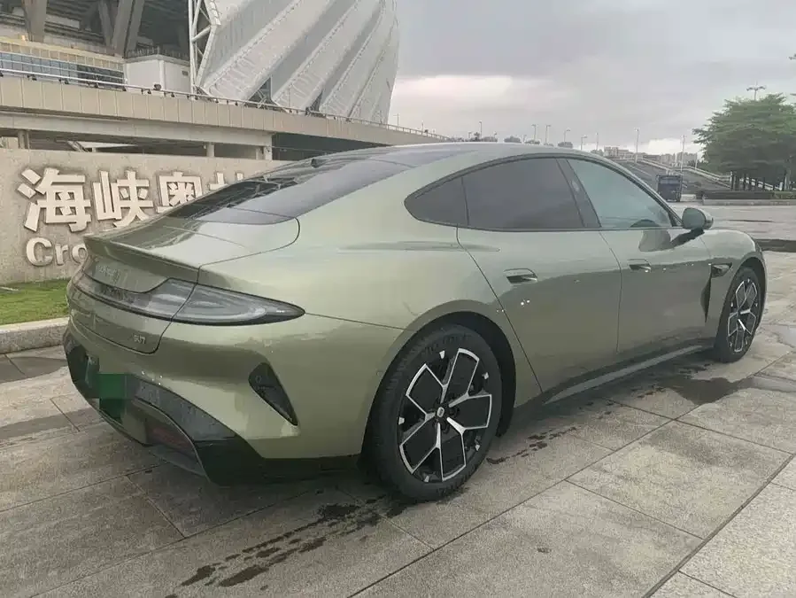 Xiaomi SU7 Xiaomi SU7 2024 rear-wheel drive long-range smart driving version 2024 — миниатюра 2