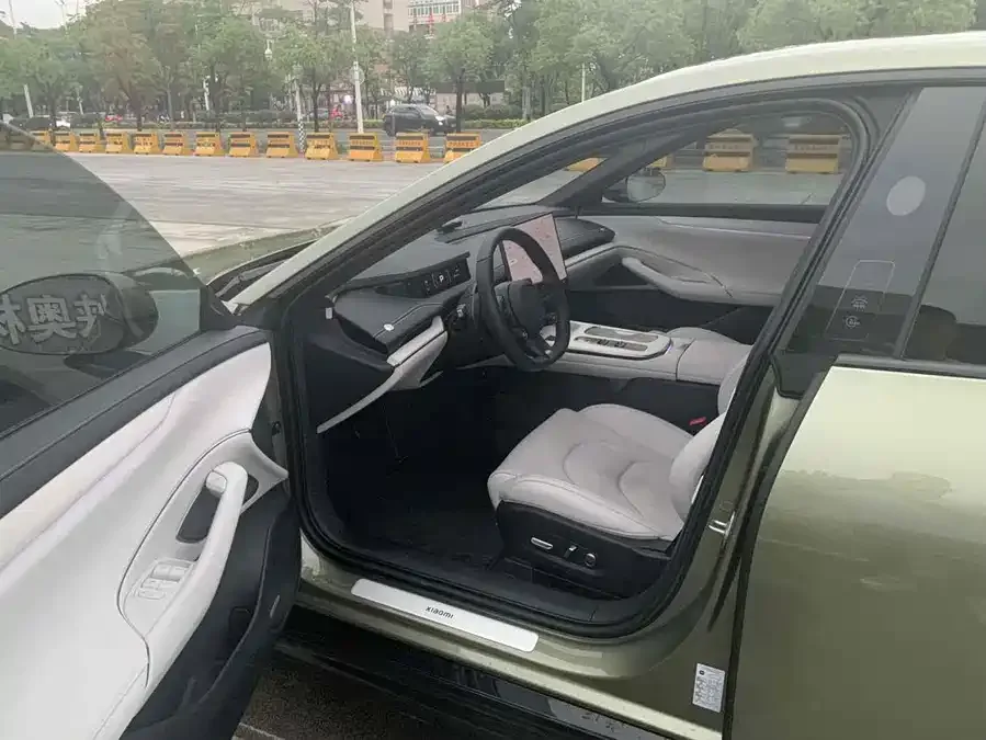 Xiaomi SU7 Xiaomi SU7 2024 rear-wheel drive long-range smart driving version 2024 — миниатюра 5