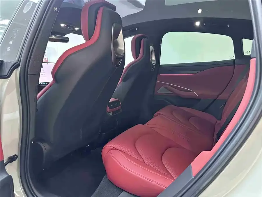 Xiaomi SU7 Xiaomi SU7 2024 rear-wheel drive long-range smart driving version 2025 — миниатюра 4