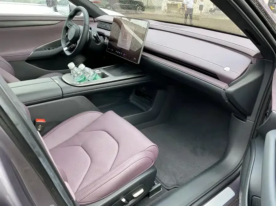 Xiaomi SU7 Xiaomi SU7 2024 four-wheel drive ultra-long battery life high-end intelligent driving Max version 2024 — миниатюра 2