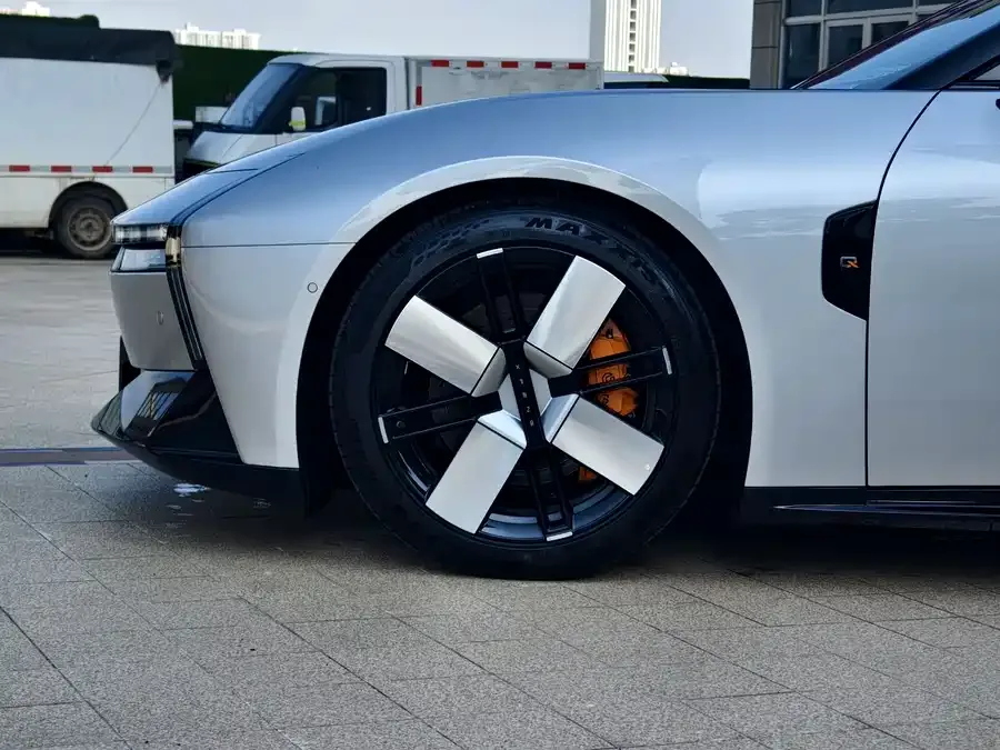 XPeng P7 Xpeng P7 2025 750 Four-Wheel Drive High-Performance Ultra 2025 — миниатюра 3