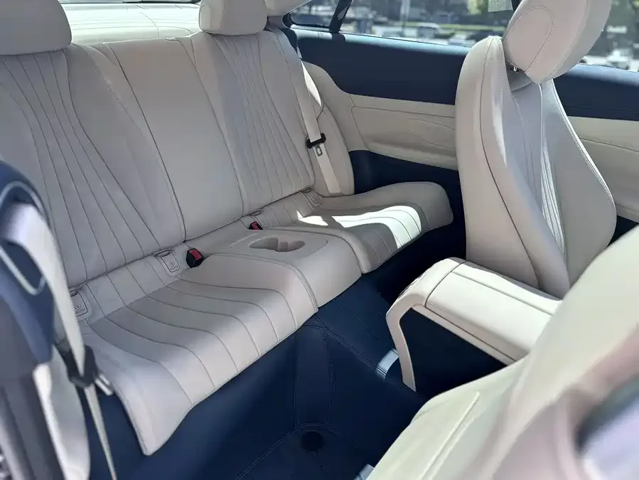 Mercedes-Benz E-Class Mercedes-Benz E-Class (Imported) 2023 E 260 Coupe 2023 — миниатюра 3