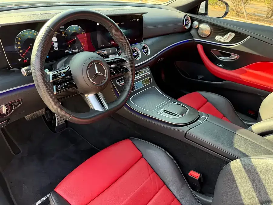 Mercedes-Benz E-Class Mercedes-Benz E-Class (Imported) 2023 E 260 4MATIC Coupe 2023 — миниатюра 4