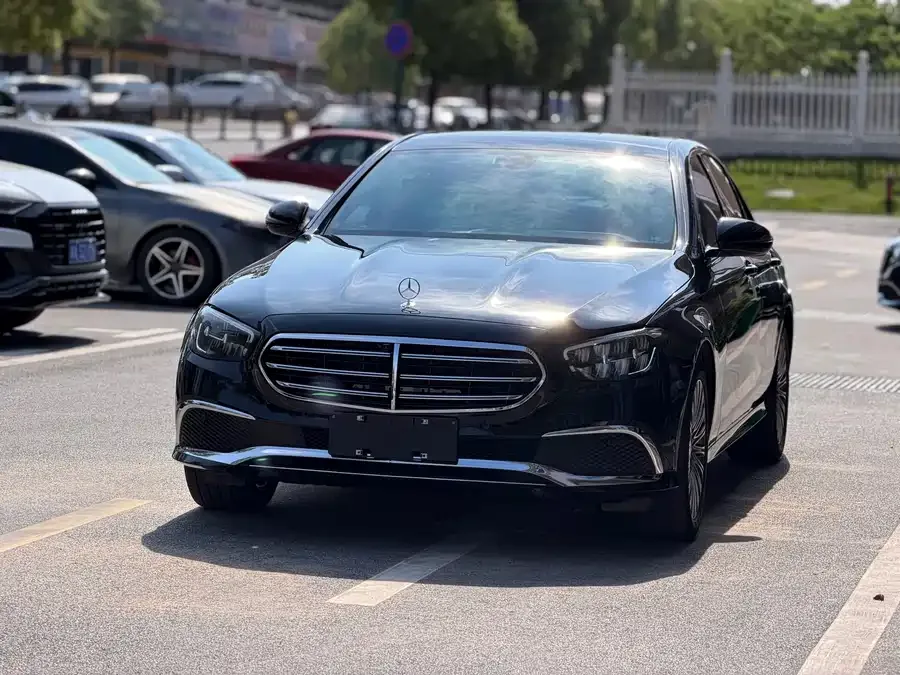 Mercedes-Benz E-Class Mercedes-Benz E-Class (Imported) 2022 E 260 Fashion Sports Edition 2022 — миниатюра 2