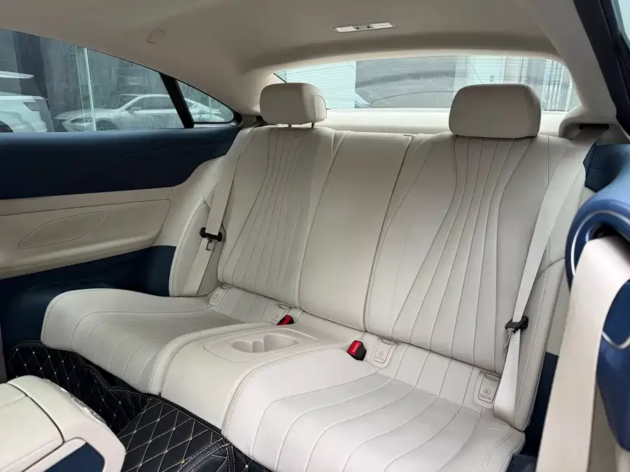 Mercedes-Benz E-Class Mercedes-Benz E-Class (Imported) 2023 E 260 Coupe 2023 — миниатюра 5