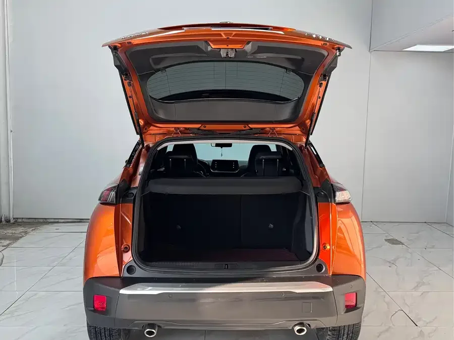 Peugeot 2008 Peugeot 2008 2022 230THP THE ONE 2022 — миниатюра 4