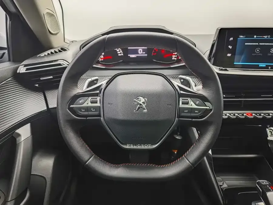 Peugeot 2008 Peugeot 2008 2022 230THP THE ONE 2025 — миниатюра 4