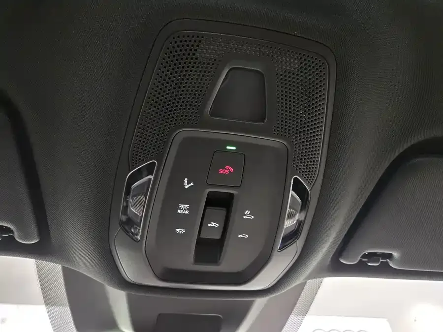 Audi Q5L 2026 2.0T Intelligent Hybrid Premium Edition 2026 — миниатюра 4