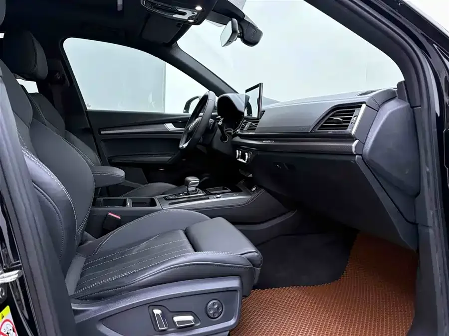 Audi Q5L 2024 40 TFSI Luxury Dynamic Edition 2024 — миниатюра 5