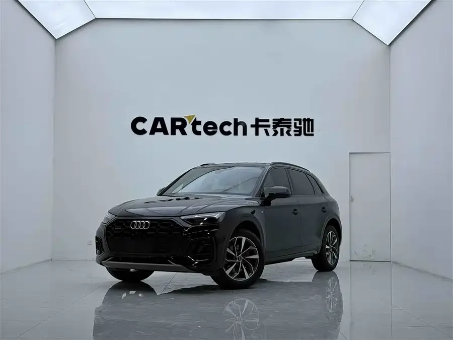 Audi Q5L 2024 40 TFSI Luxury Dynamic Edition 2024 — фото 1, купить с доставкой в Москву