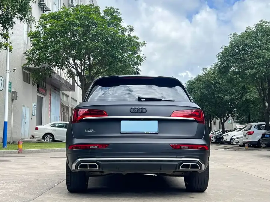 Audi Q5L 2022 40T luxury and dynamic model 2022 — миниатюра 3
