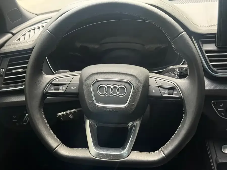 Audi Q5L 2023 40T luxury and dynamic model 2023 — миниатюра 3