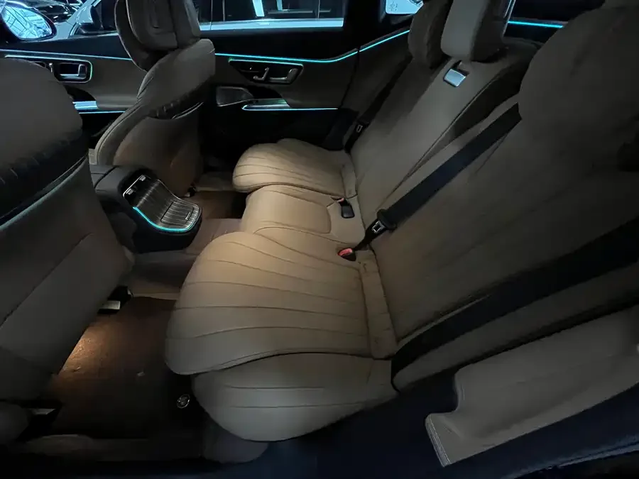 Mercedes-Benz E-Class Mercedes-Benz E-Class 2024 E 300 L Luxury Edition 2024 — миниатюра 4