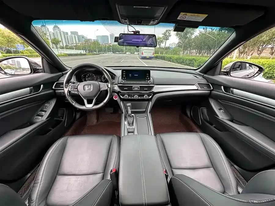 Honda Inspire 2022 Insignia 260TURBO Elegant Edition 2023 — миниатюра 3