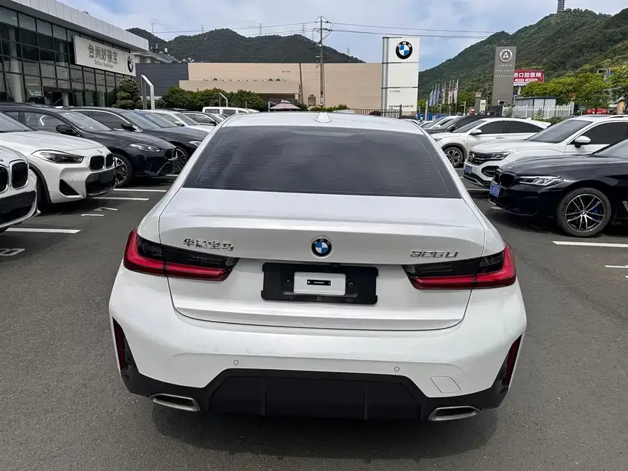 BMW 3 Series BMW 3 Series 2024 325Li M Sport Package 2024 — миниатюра 4