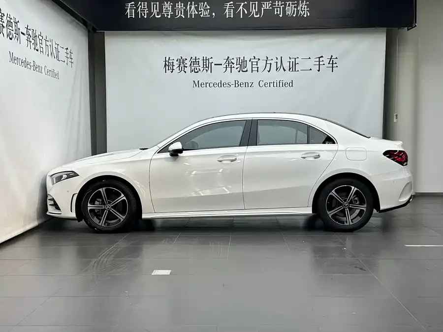 Mercedes-Benz Class A Mercedes-Benz A-Class 2022 Model II A 200 L Sports Sedan Fashion Model 2023 — миниатюра 4