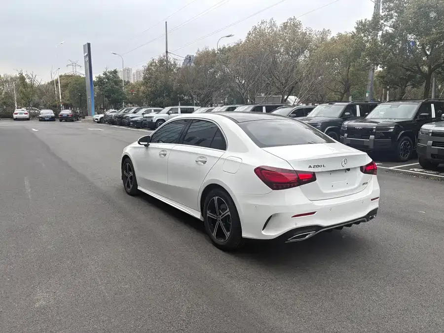 Mercedes-Benz Class A Mercedes-Benz A-Class 2024 A 200 L Dynamic Edition 2024 — миниатюра 5