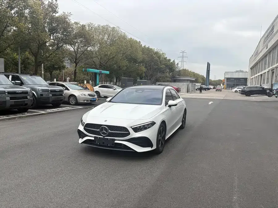 Mercedes-Benz Class A 2024