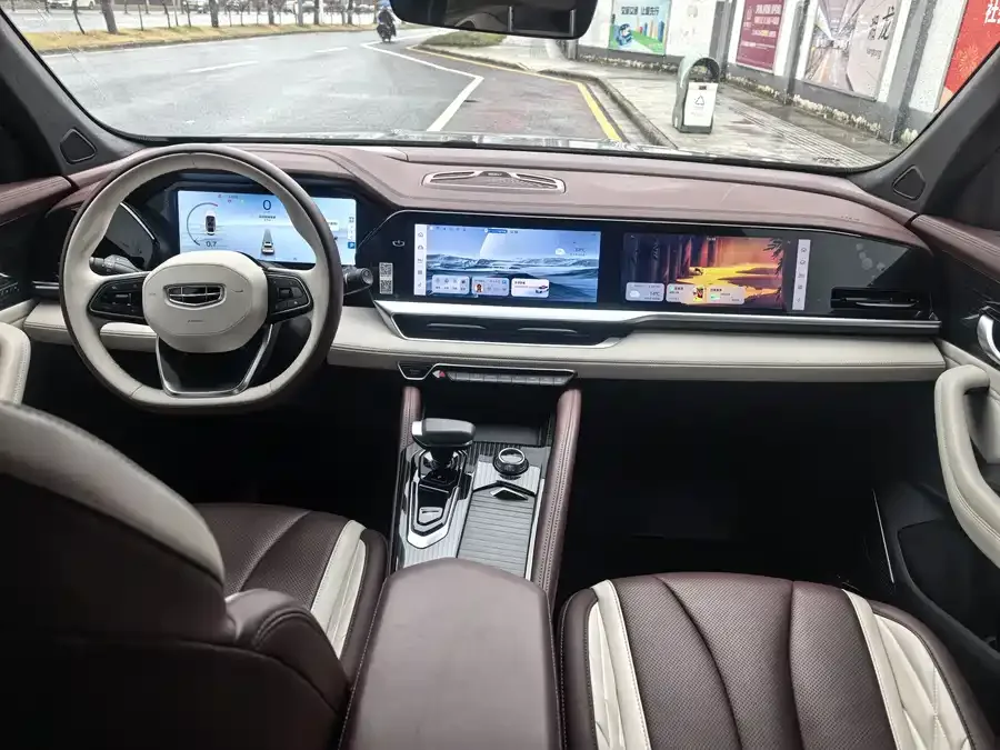 Geely Monjaro Xingyue L 2021 2.0TD DCT EVO 2WD Premium Edition 2022 — миниатюра 3